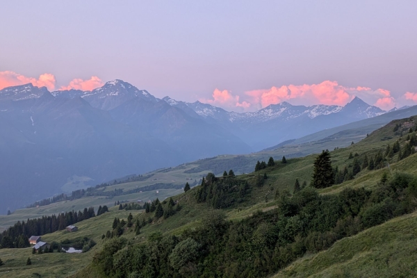 Sonnenuntergang am Hitzeggen, Lumnezia